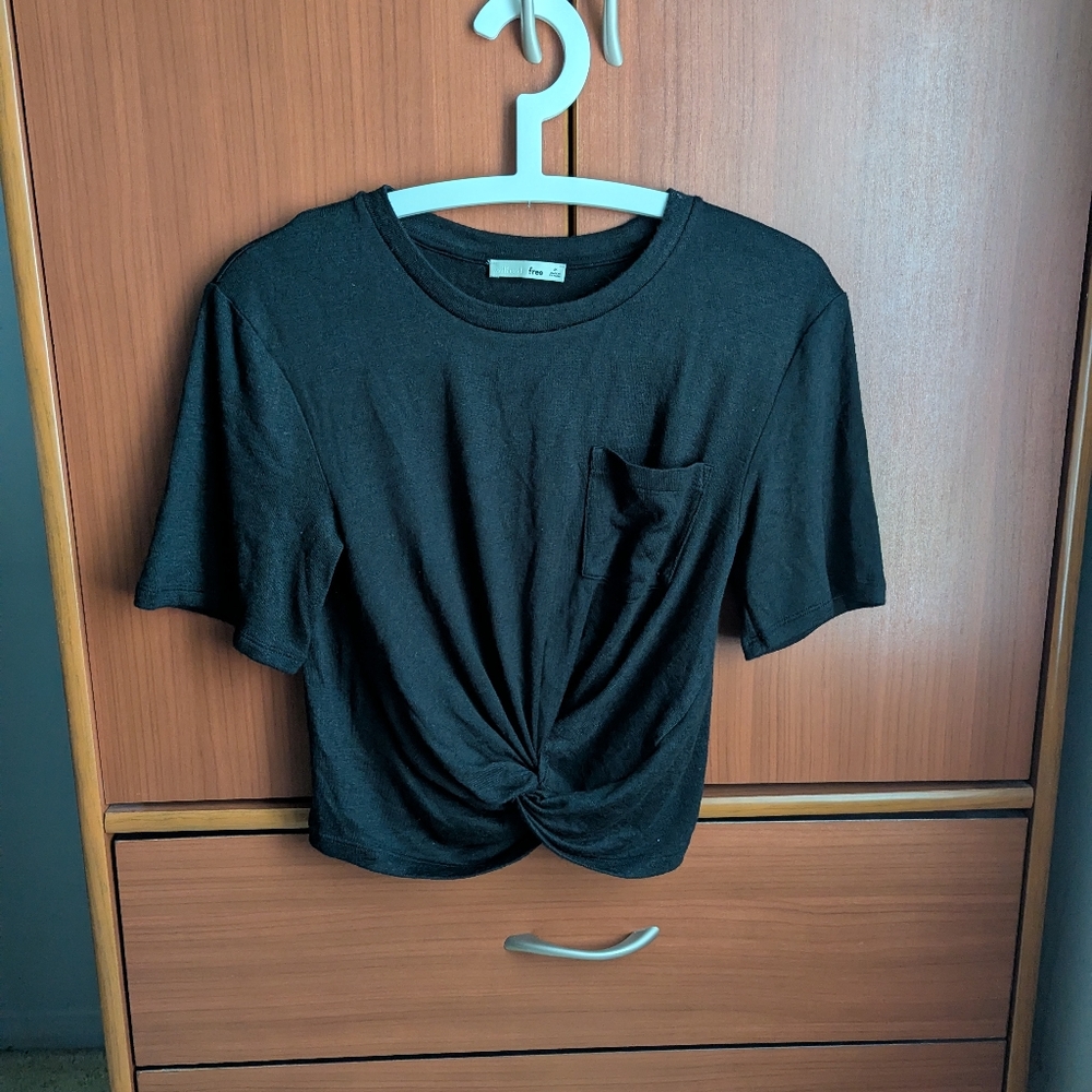 Wilfred Free Subah Twist crop top